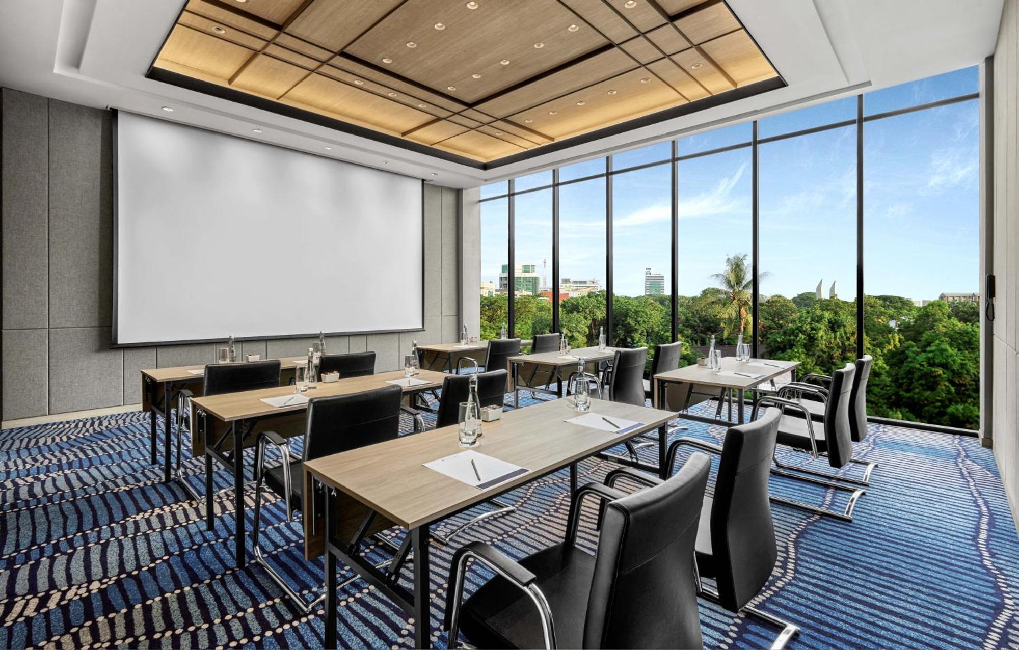 Hyatt Place Makassar Eksteriør billede