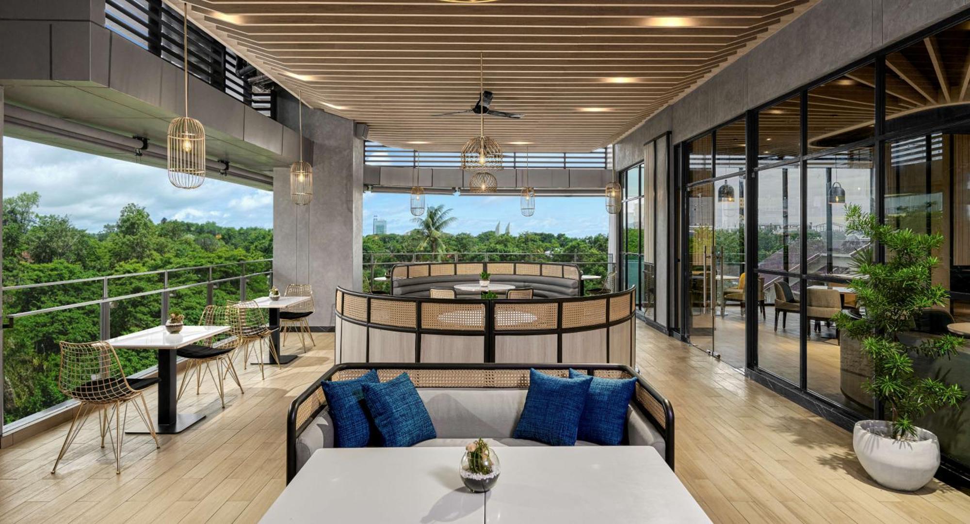 Hyatt Place Makassar Eksteriør billede